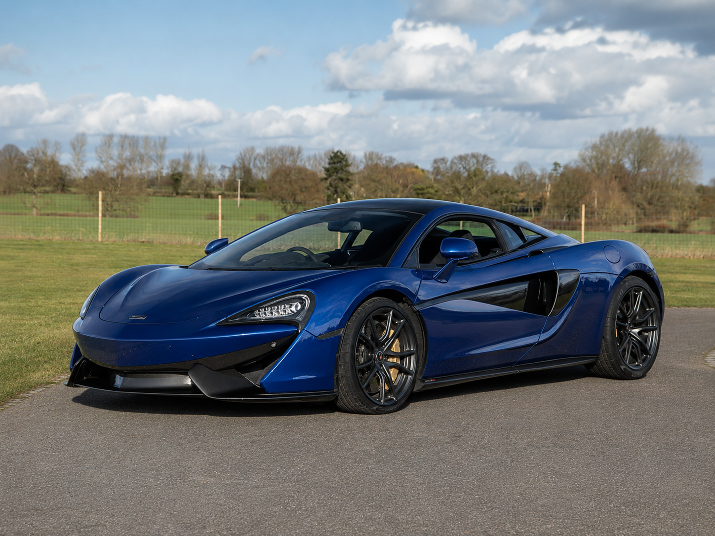 McLaren 570S financial lease